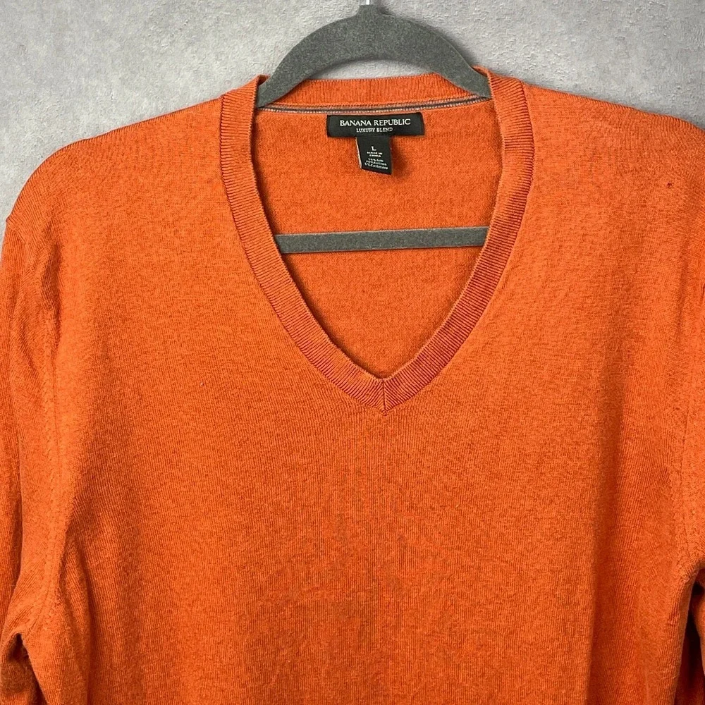 Banana Republic Sweater Mens L Orange Silk Cotton‎ Cashmere Luxury Blend V-Neck